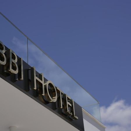 Ebbi Hotel Dhërmi 外观 照片